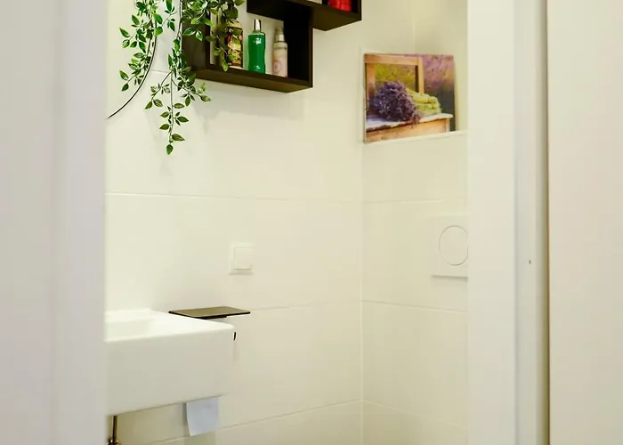 Apartment Cozy Hub - Family - Metro Access - 10min City-centre Vienna