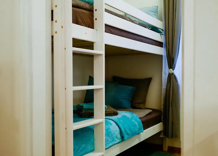 Apartment Cozy Hub - Family - Metro Access - 10min City-centre Vienna